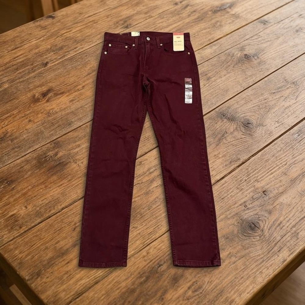 Levi's 502 Regular Taper Jeans Mens 31x32 Burgundy Maroon Stretch Denim NWT